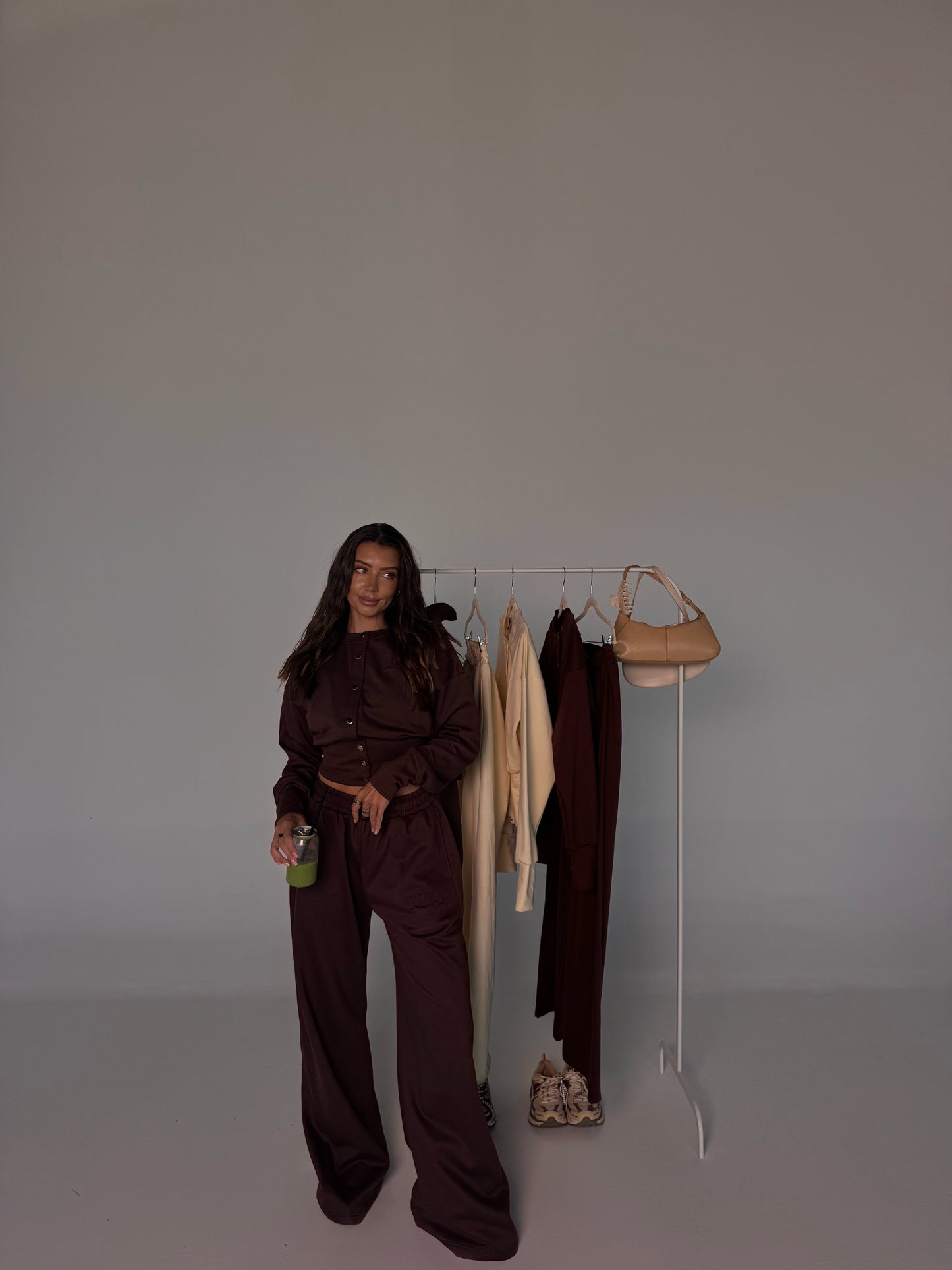 MIA Sweat Pants Chocolate